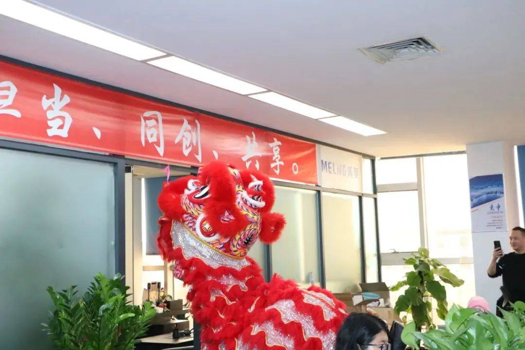 如破竹！2025开工大吉尊龙凯时APP巳巳长虹势(图4)