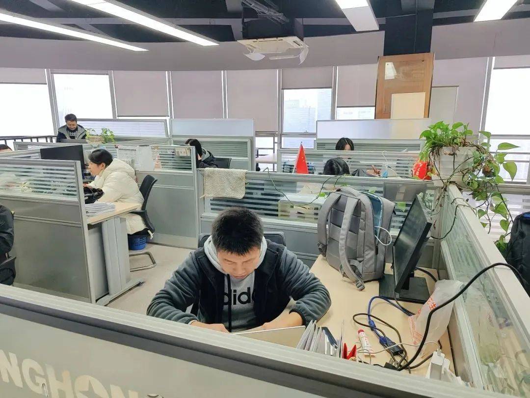 如破竹！2025开工大吉尊龙凯时APP巳巳长虹势(图22)