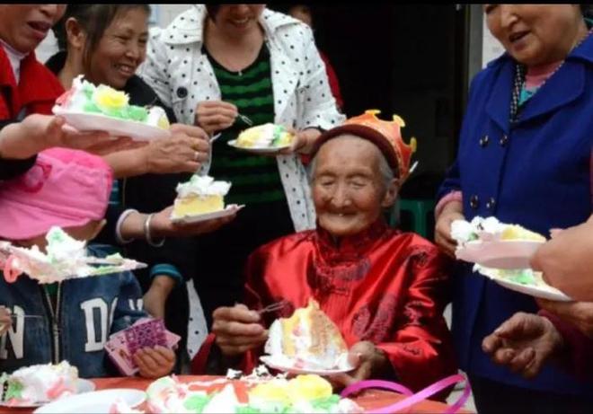 生日过九不过十”这其中有什么讲究和说法尊龙凯时人生就是搏平台老话说：“老人过(图4)