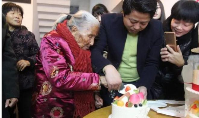 生日过九不过十”这其中有什么讲究和说法尊龙凯时人生就是搏平台老话说：“老人过(图2)